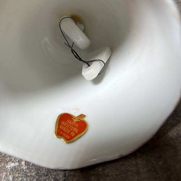 Smith Western "Oregon" Bell Gold Trim - Picture 5 of 5